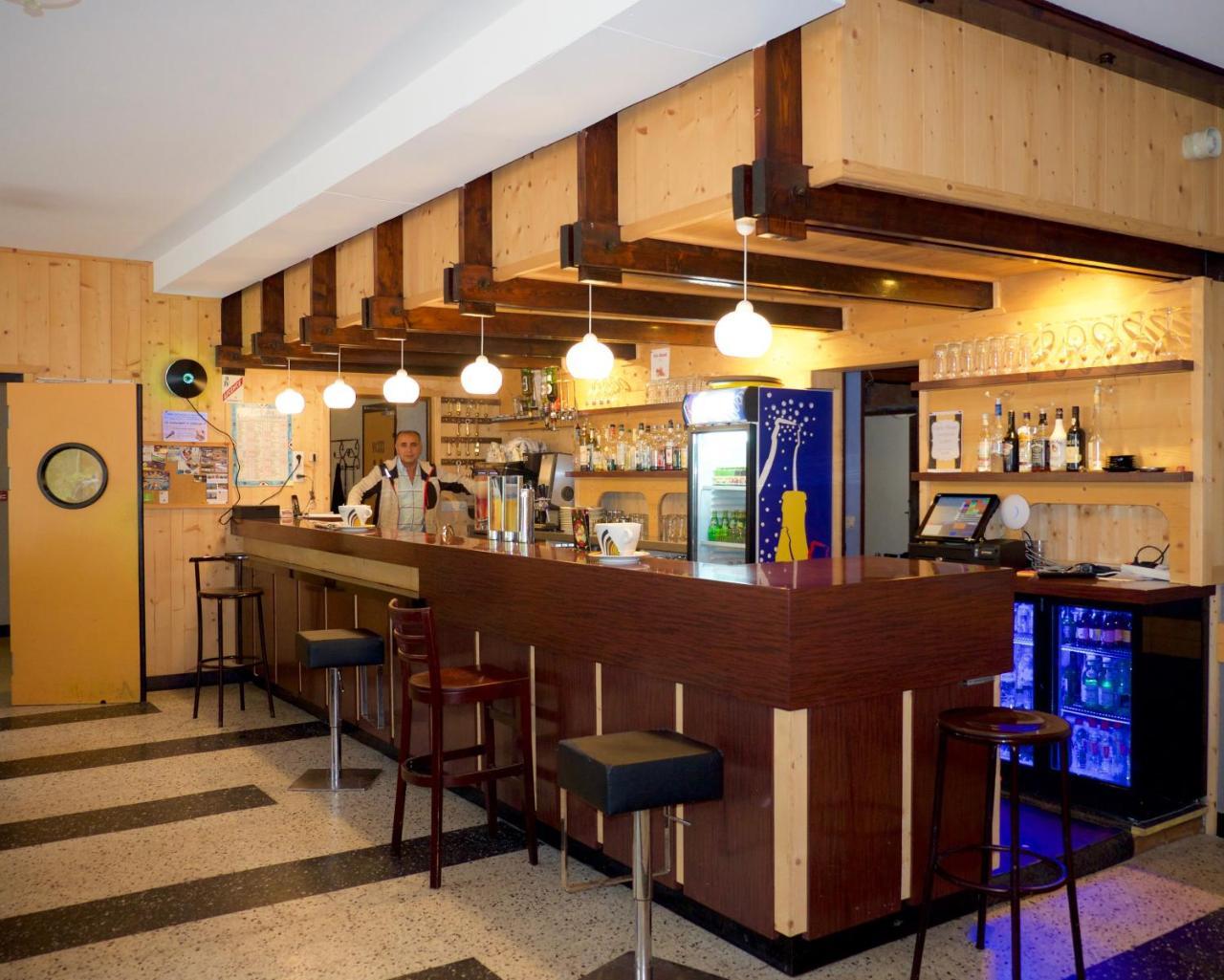 Hotel Belledonne Le Bourg-d'Oisans Ngoại thất bức ảnh